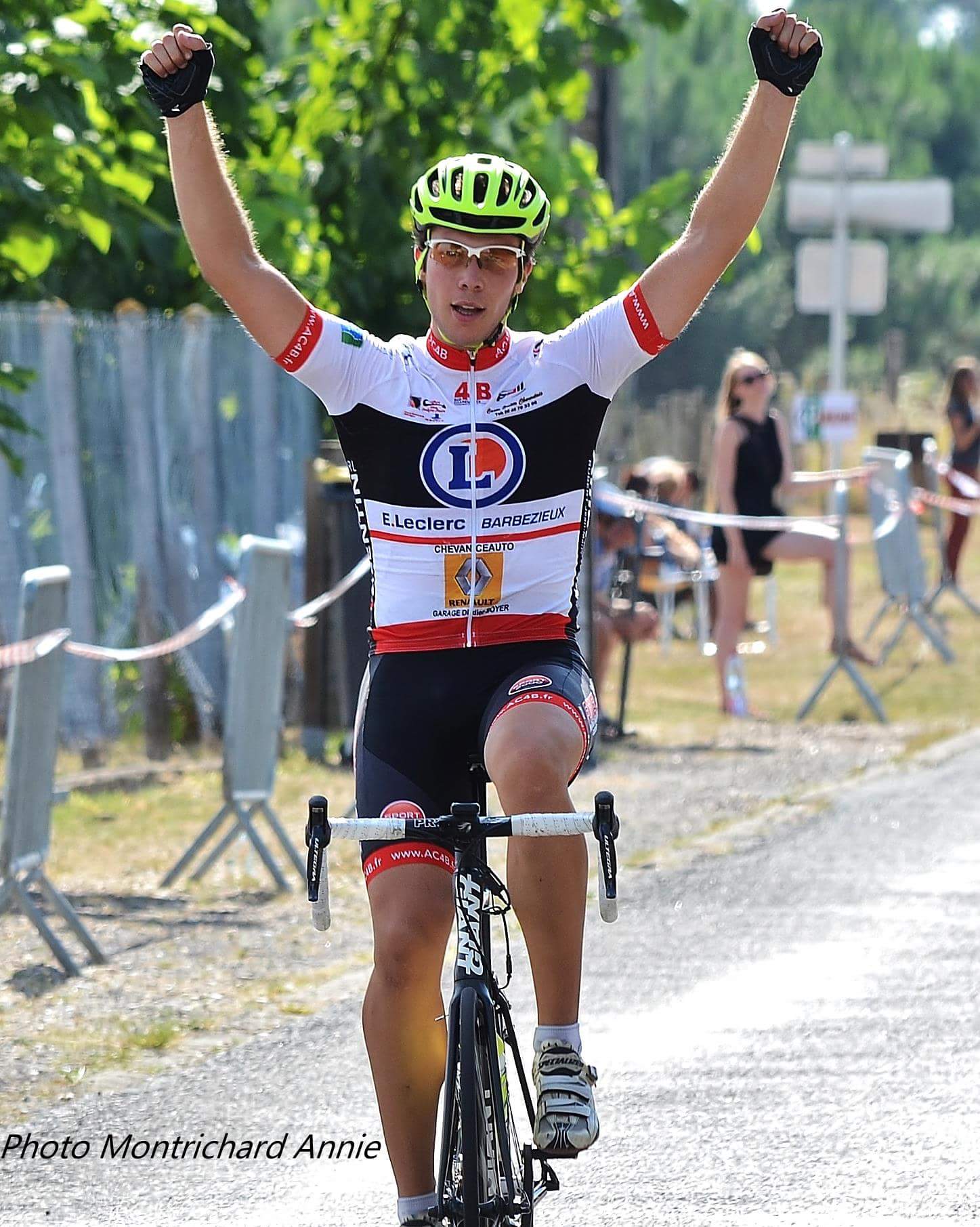 Le S.10/09/2016 CERCOUX(17) Victoire de Quentin Marcadier (AC4B) en 3 ème cat