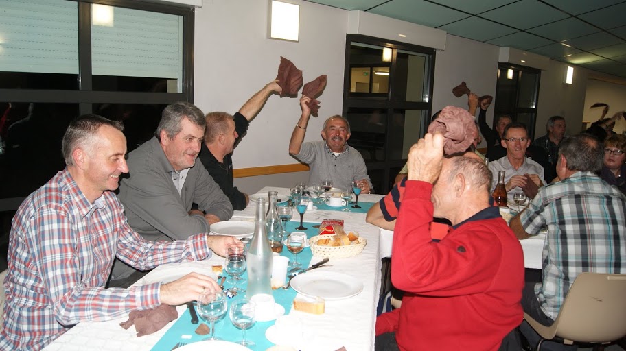 Réunion et Repas de l'AC4B du 24 novembre 2012 030