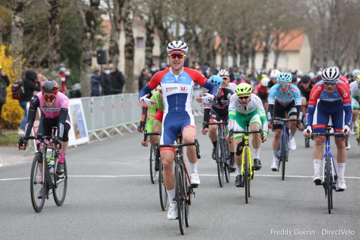 DUJARDIN Sandy VENDEE U PAYS DE LA LOIRE  Lire la suite : https://www.directvelo.com/actualite/87205/grand-prix-de-buxerolles-classement