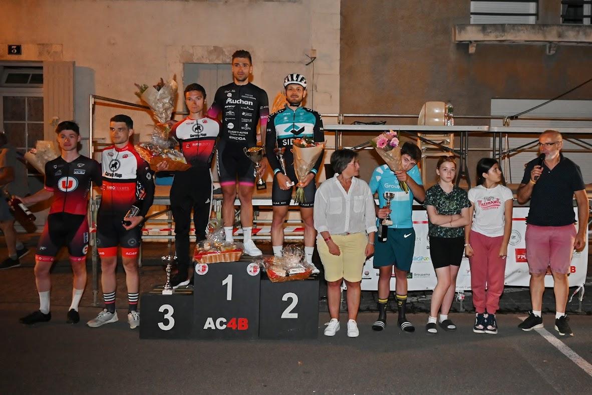Le 31/05/23 semi nocturne de Barbezieux (16)